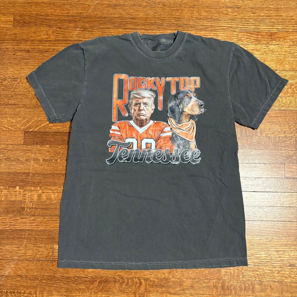 Comfort Colors Rocky Top Tennessee Trump Dog Graphic T Shirt‎ Mens Size M